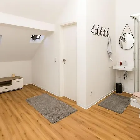 Geraeumige Mit Sonnenterrasse Apartment *